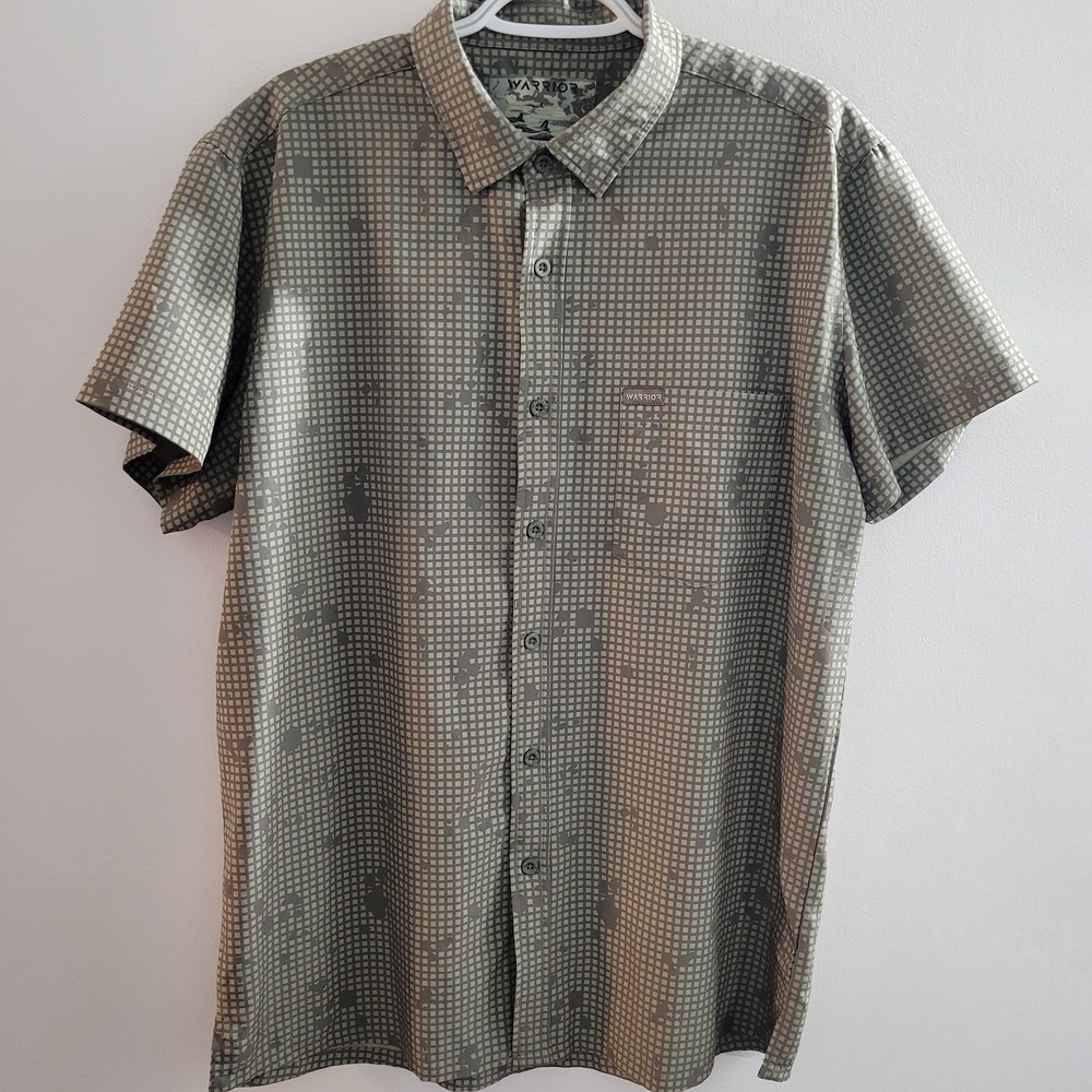 Warrior Co Desert Night Short Sleeve Button Down Shirt Men Size Large Green Camo